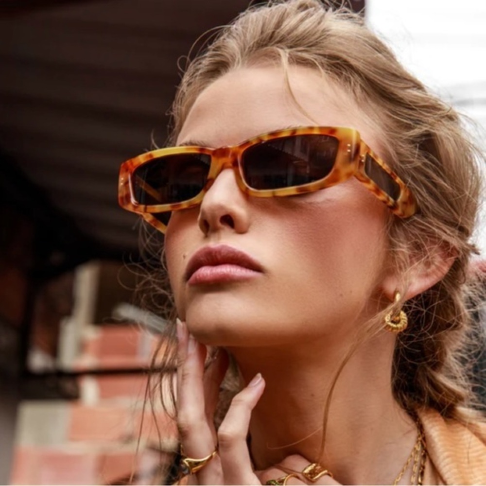 LINDA FARROW TALITA SUNGLASSES
